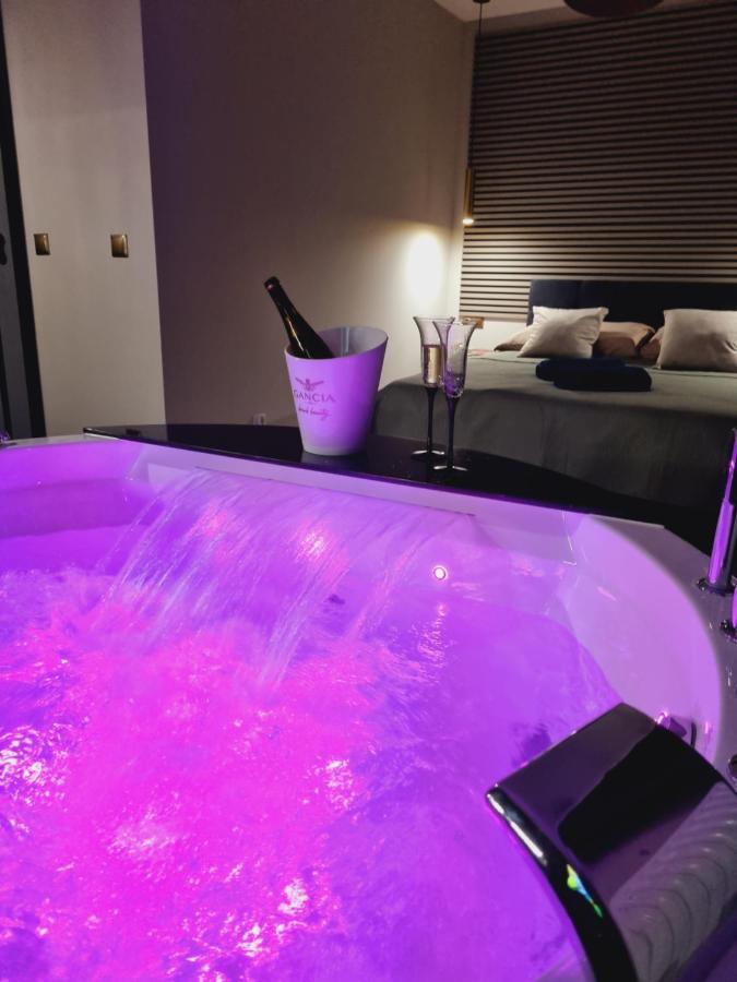 Apartament Jacuzzi Cracovia Esterno foto