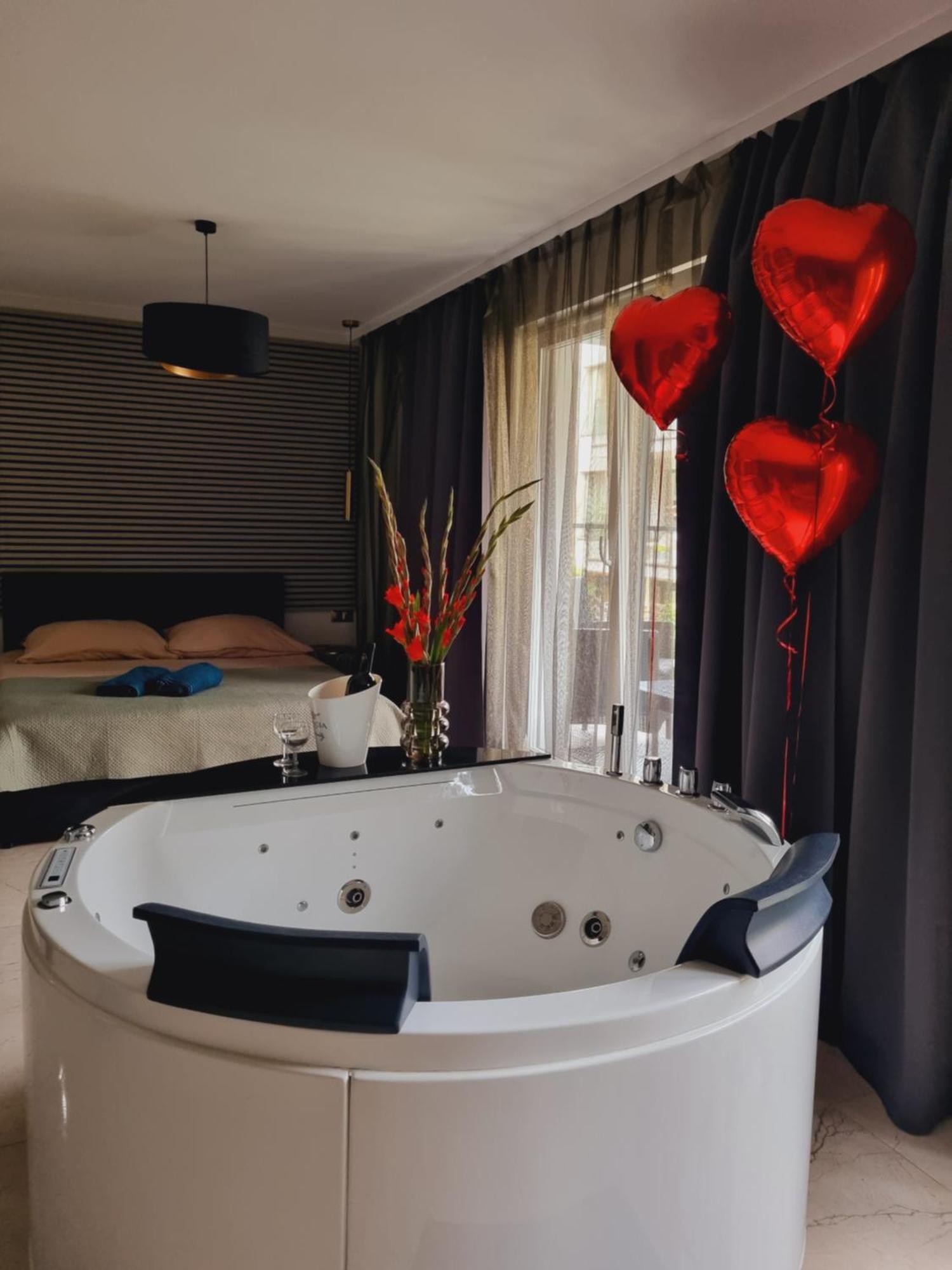 Apartament Jacuzzi Cracovia Esterno foto